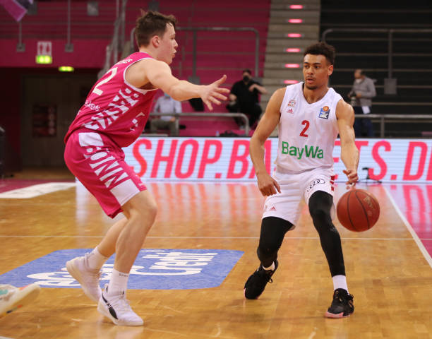 进攻端过于 进攻端过于