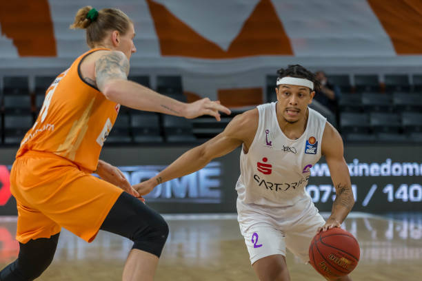 主办方通过 主办方通过